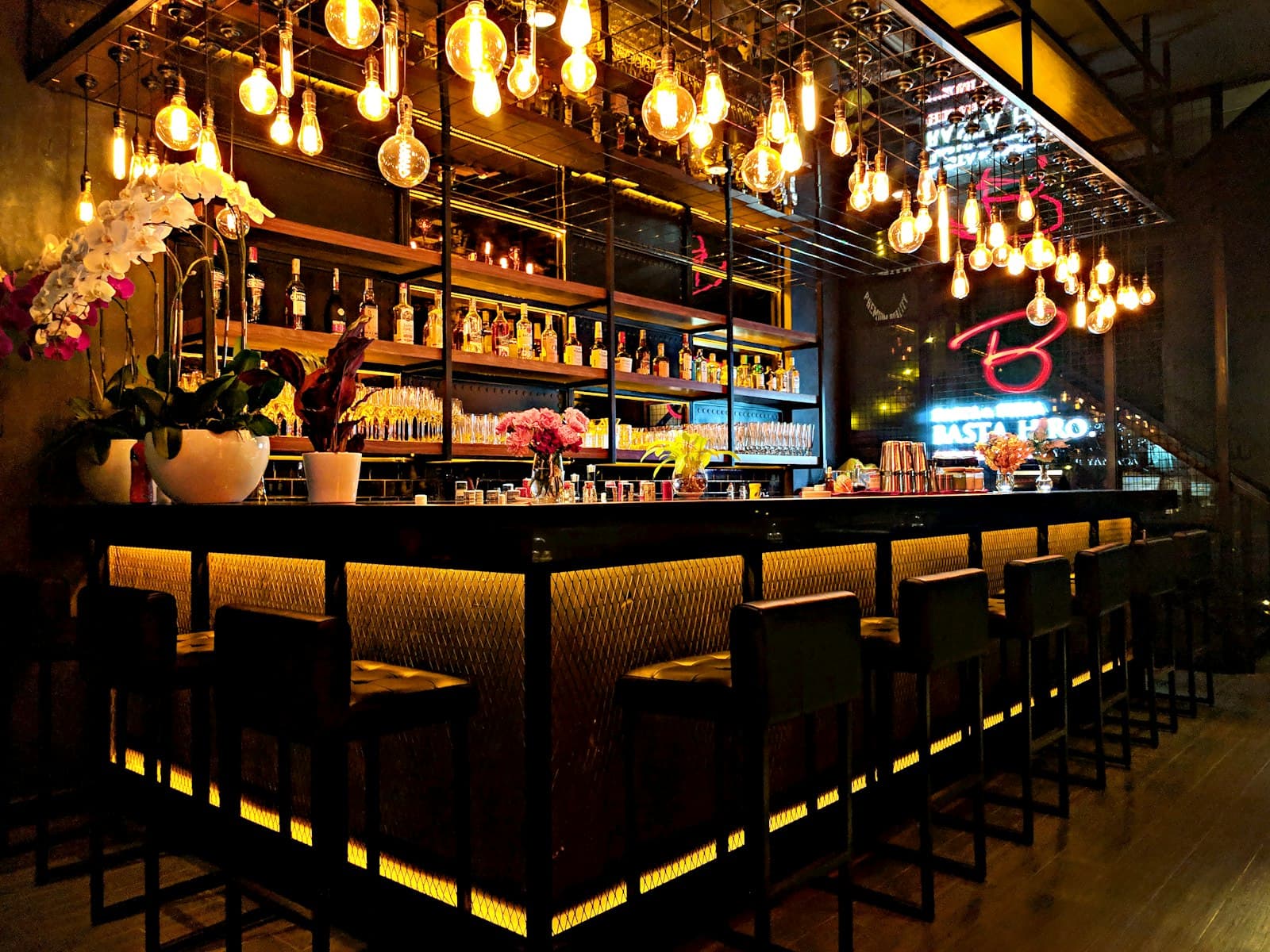 The Complete Guide to Private Event Management for Bars